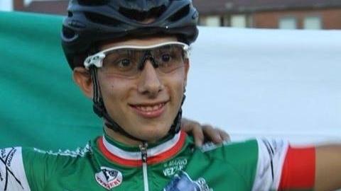 Samuele Barbato vince la gara di scratch