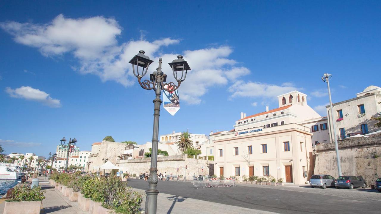 Nuovi lampioni per la passeggiata