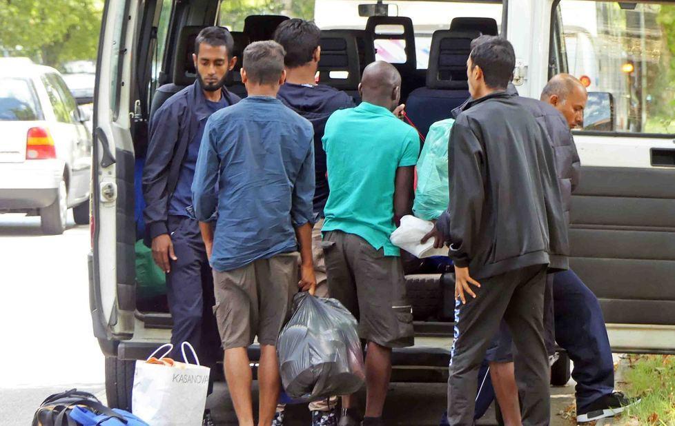 Altri 24 migranti a Ferrara: alberghi esauriti ma all’hub c’è posto 