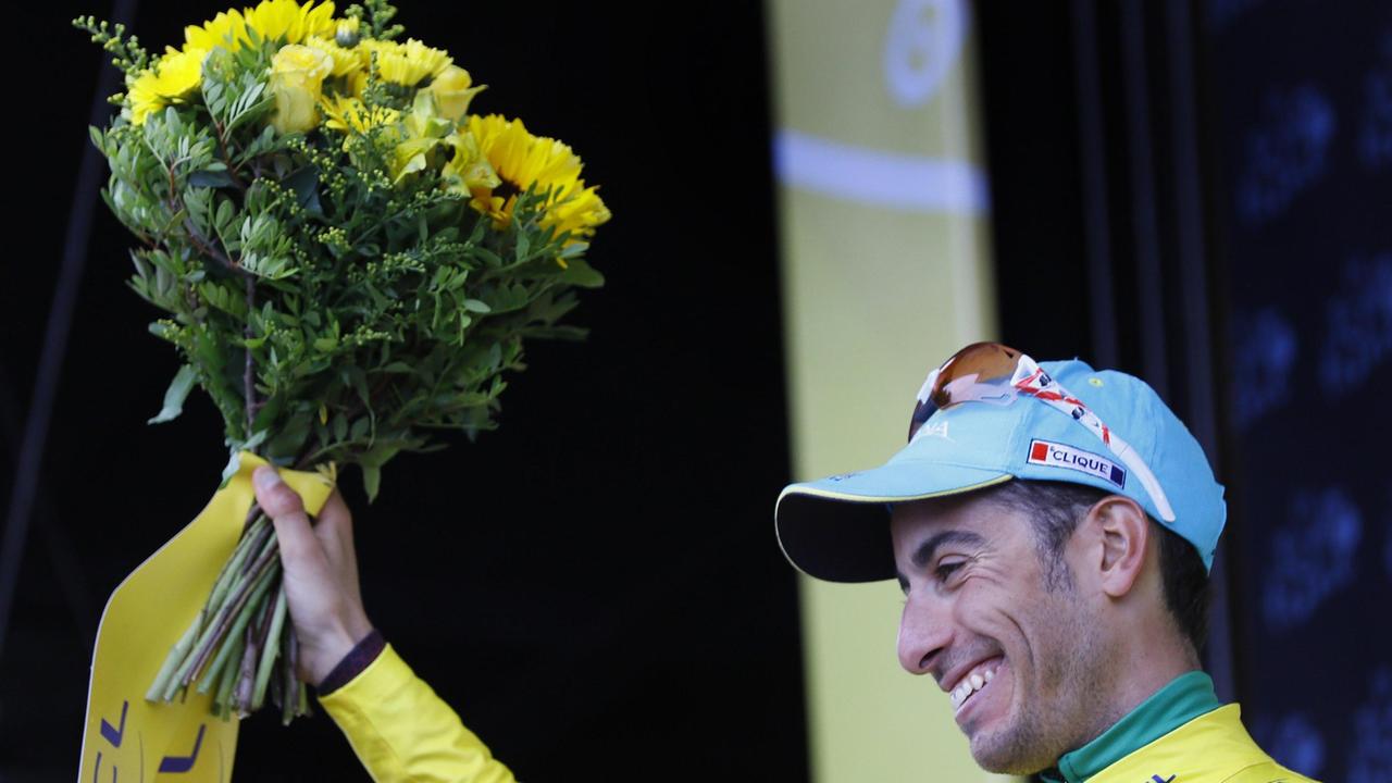 Tour: Fabio Aru sempre a 18", Chris Froome conserva la maglia gialla 