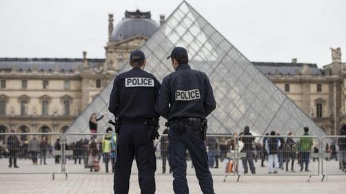 Parigi: marchio 'sicurezza' per turisti