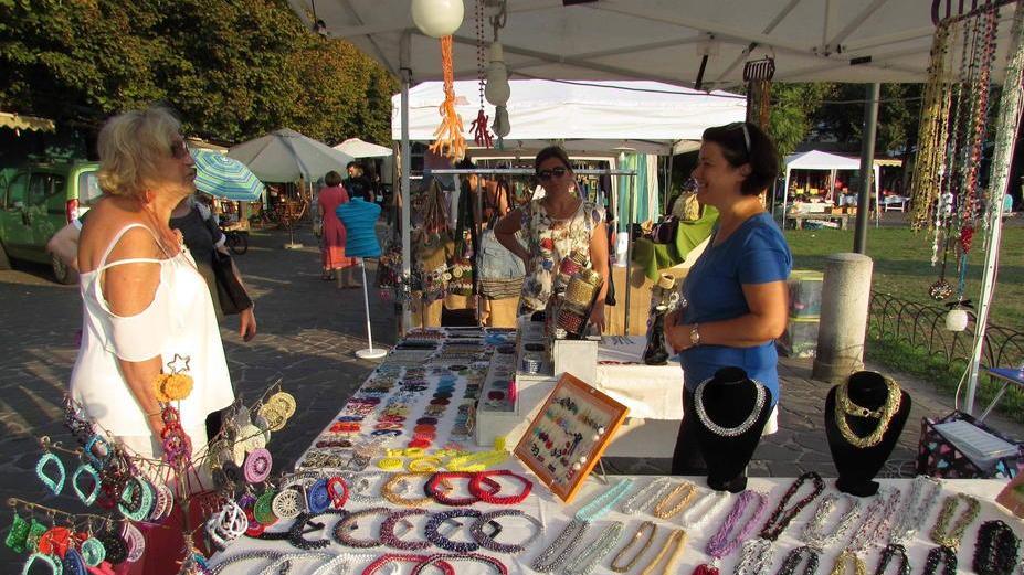 Piazza Garibaldi, i banchetti restano ma saranno ridotti