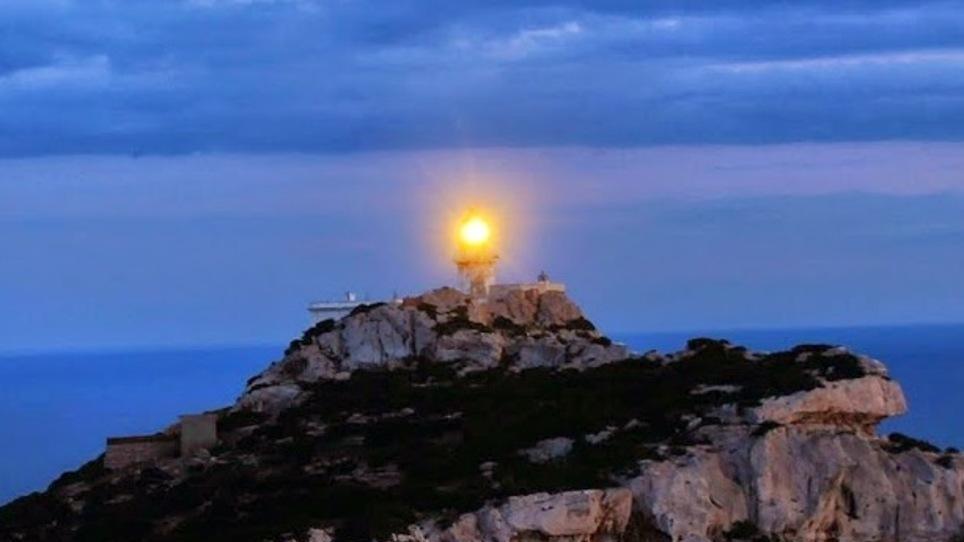 Alghero, a Capo Caccia la sentinella del Golfo