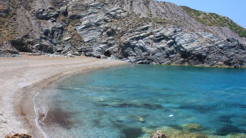 Un mare di cristallo e paesaggi selvaggi