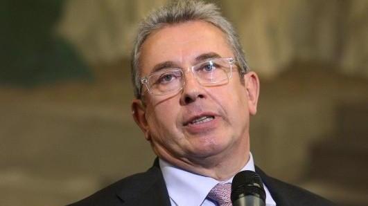 Rete ospedali, il Pd vota il rinvio
