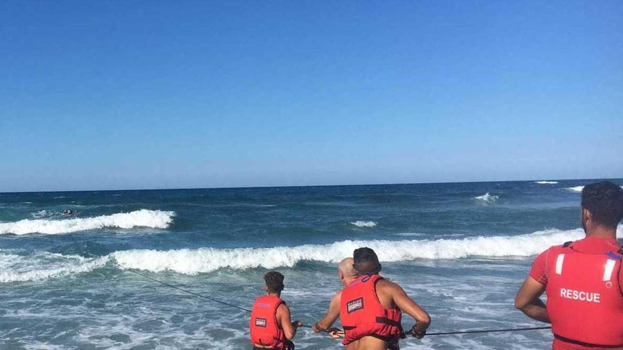 Undici soccorsi in mare a Santa Lucia