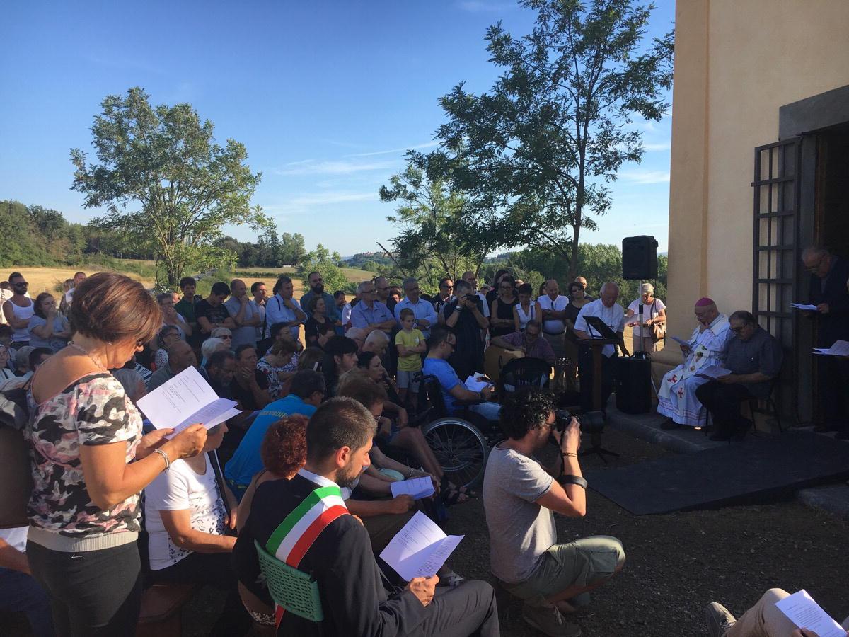La cerimonia per la posa della prima pietra di Casa Ilaria