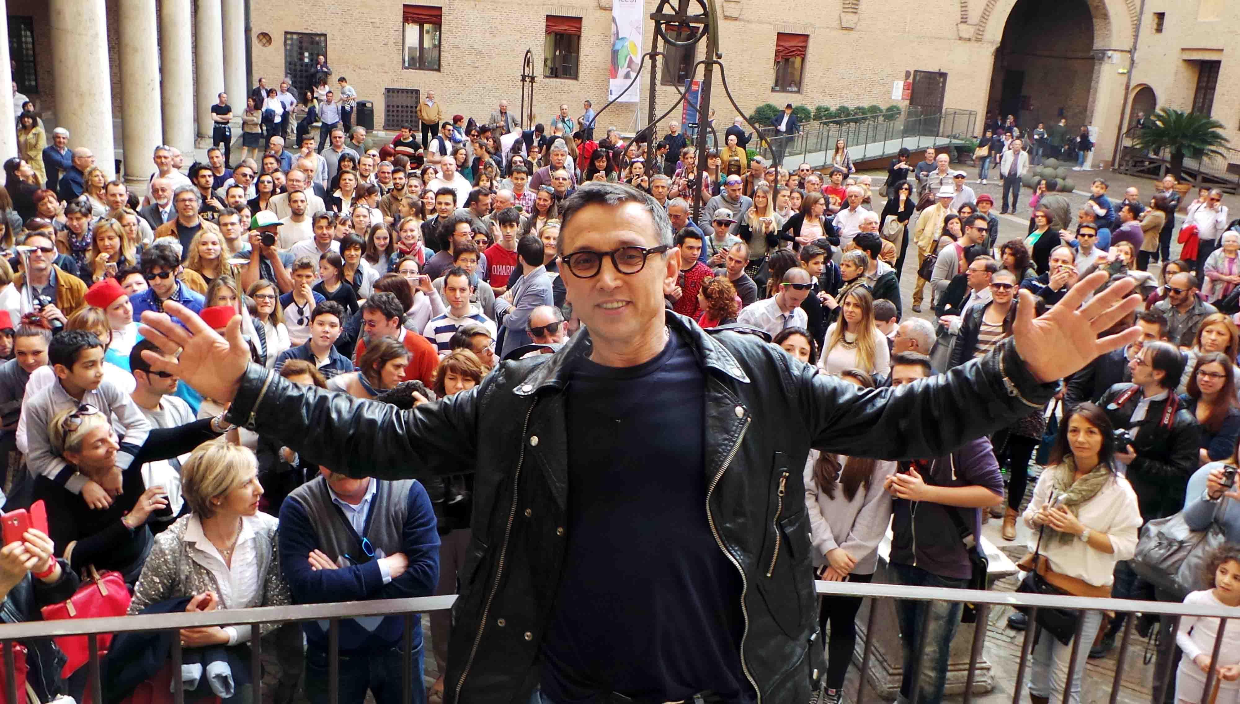 Reggio Emilia, truffa allo chef Barbieri: rubati 30mila euro dal suo conto in banca