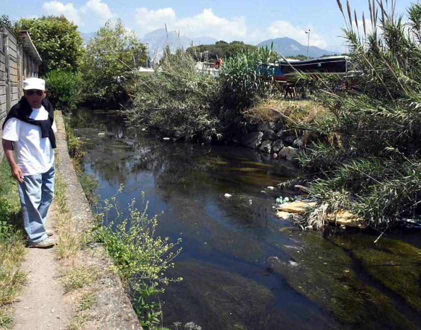 «Veleni della Farmoplant nelle acque del Lavello» 