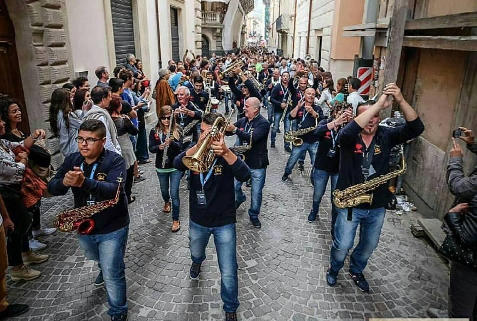 Dal Lido al Vel Marì con la Funky Jazz Orkestra