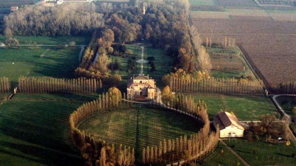 Come un romanzo: Villa Sorra e il magico giardino romantico