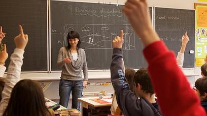 Scuola, meno iscritti ma aumentano i disabili