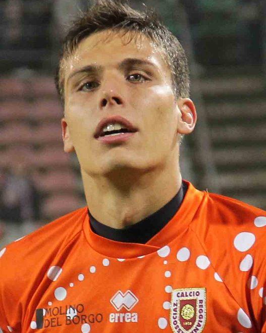 Marco Silvestri vicino a indossare la maglia del Verona