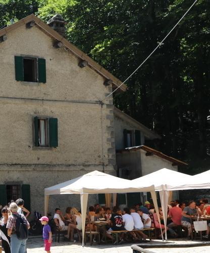 Fanano, nelle Borgate Ospitali viaggio gastronomico in quindici storici casali 