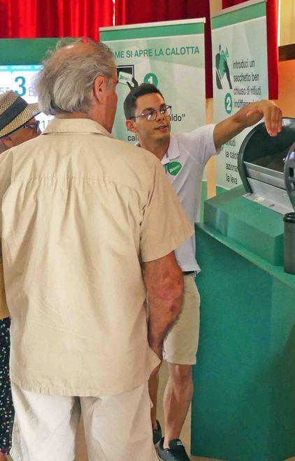 Rifiuti, apre l’ecosportello Rivana 