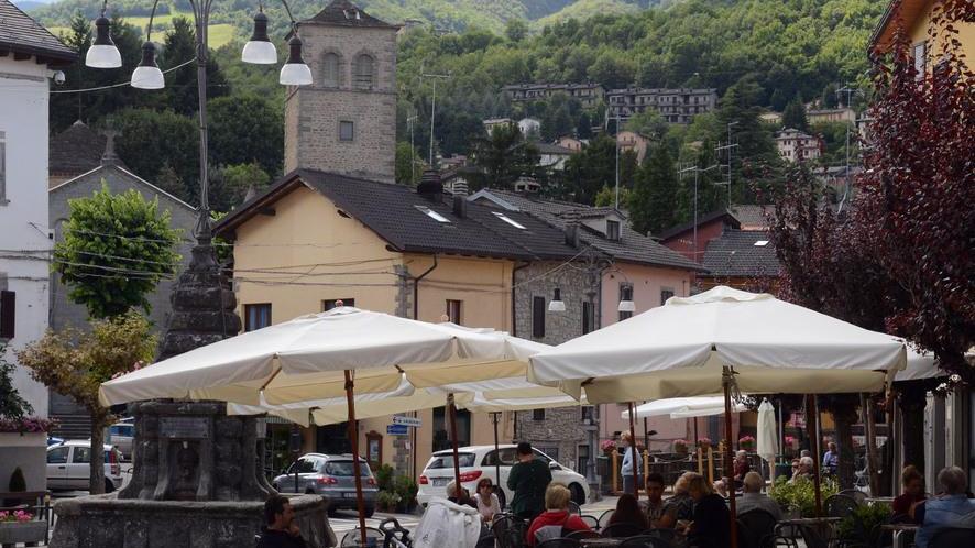 Fanano dice no ai profughi e i turisti bocciano il paese