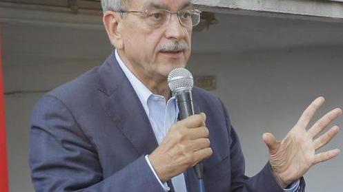 Cattivi odori, il caso arriverà a Roma