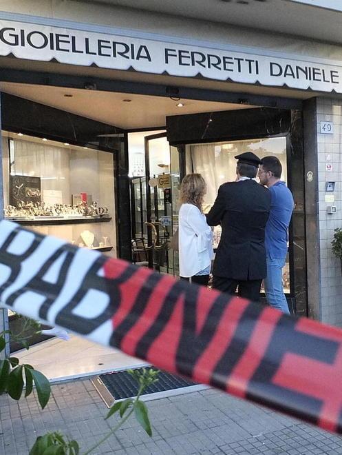 Estorsione per pagare il funerale 
