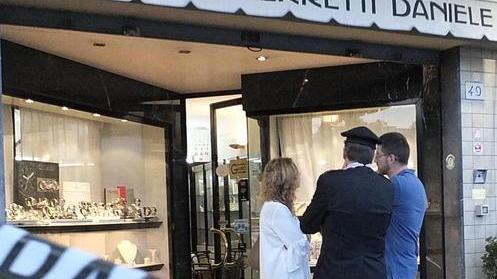 Estorsione per pagare il funerale