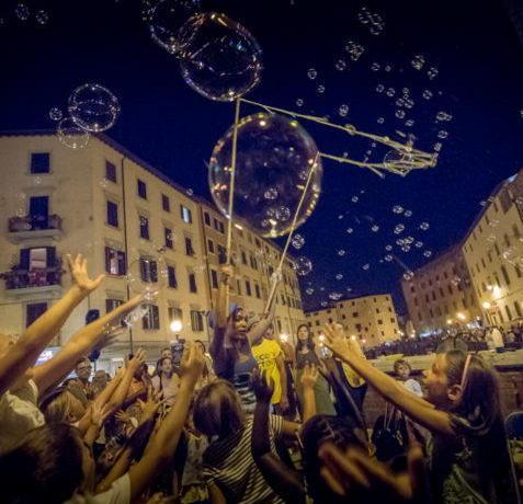 Una festa dai mille colori 