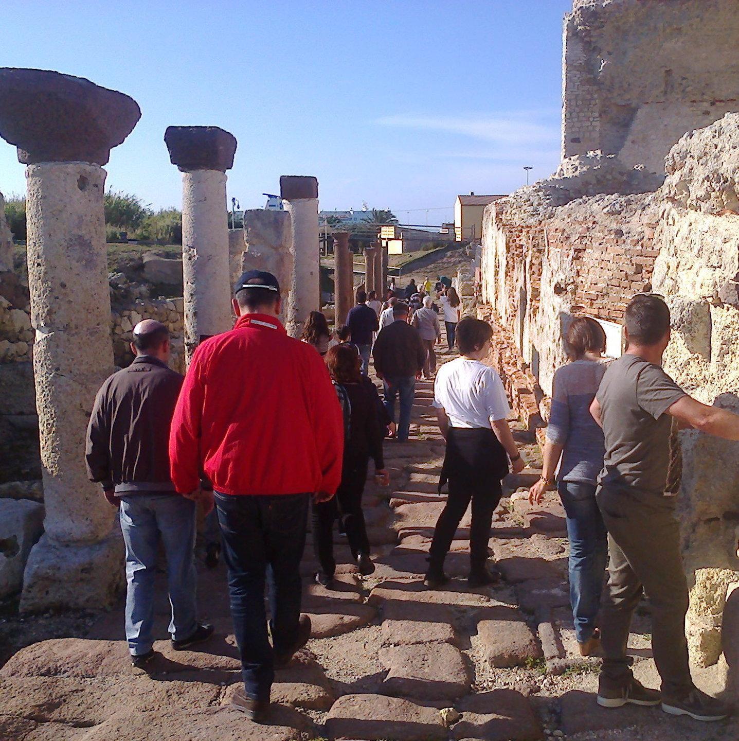 La cultura e la storia della Sardegna sconosciute ai turisti: il mare non basta
