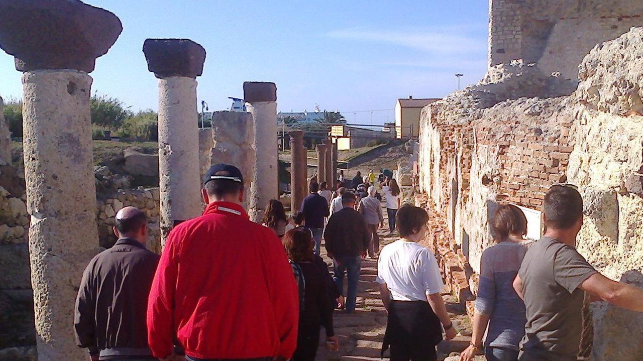 La cultura e la storia della Sardegna sconosciute ai turisti: il mare non basta
