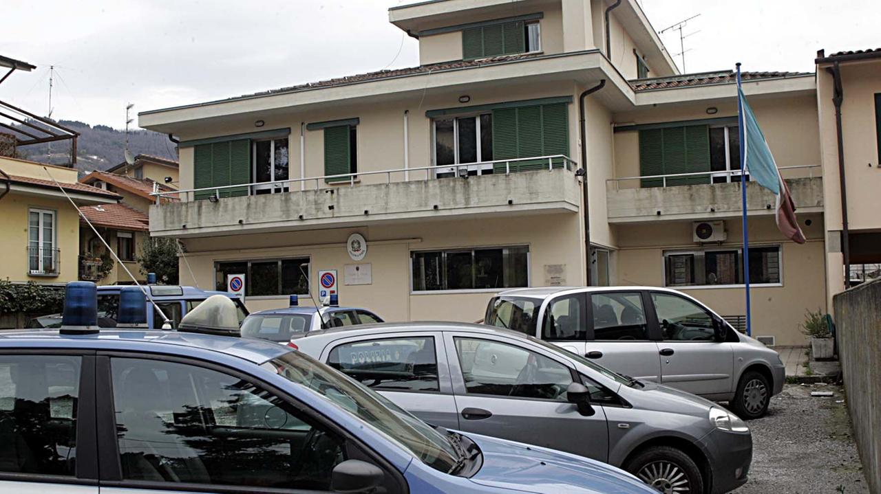 Il Commissariato di Polizia di Pescia (Foto Nucci)