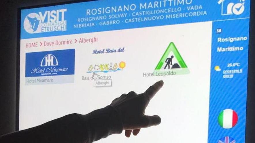 Il totem c’è, le informazioni meno