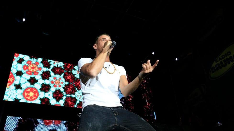 Radio Bruno Estate: Benji&Fede infiammano piazza Roma, show di Gabbani