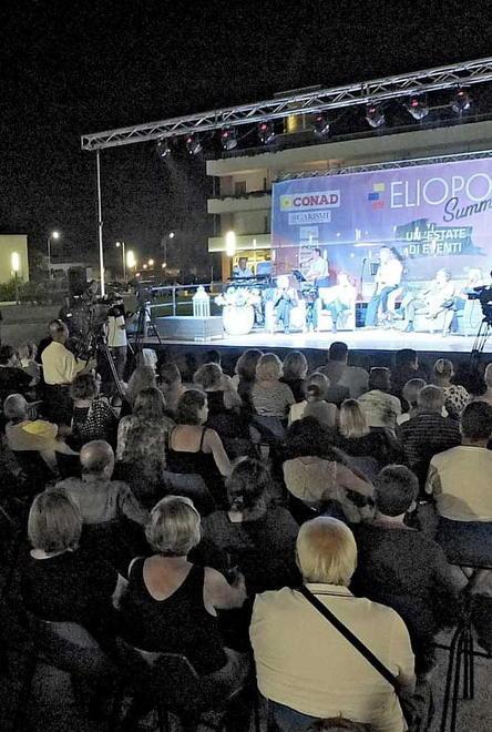 Una serata dedicata alla moda e alla musica