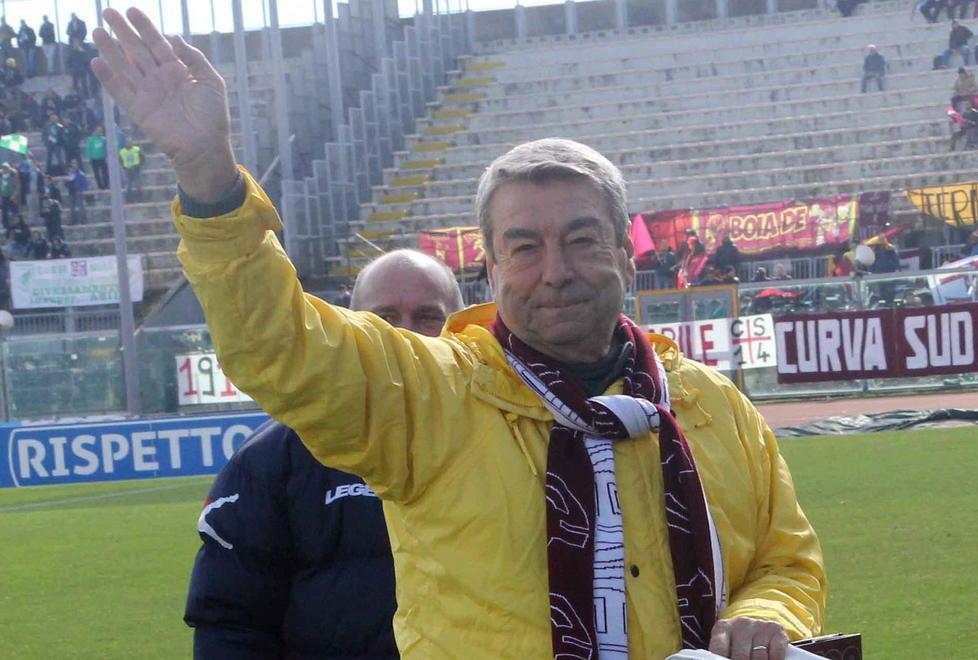 Incontro Pecini-Spinelli «Almeno altri 4 acquisti» 