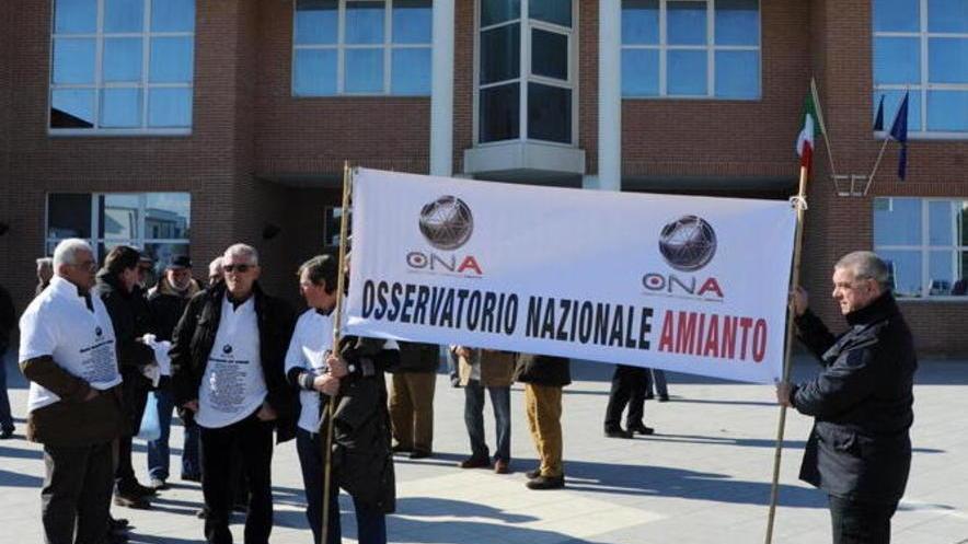 Amianto, allarme dell’Ona «Boom di casi di mesotelioma»