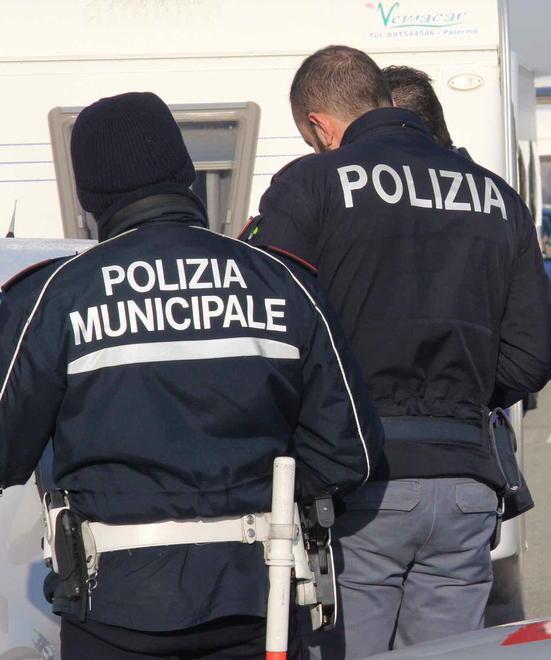 Sul furgone con i sacchi neri denunciato un marocchino