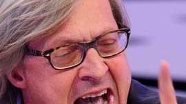Sgarbi: i miei soldi destinati all’arte colpita dal terremoto