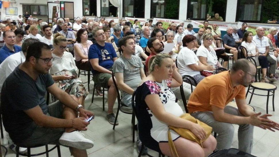 I cittadini dicono no a Fantozza