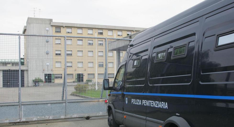 Carcere, pochi agenti e troppi detenuti 