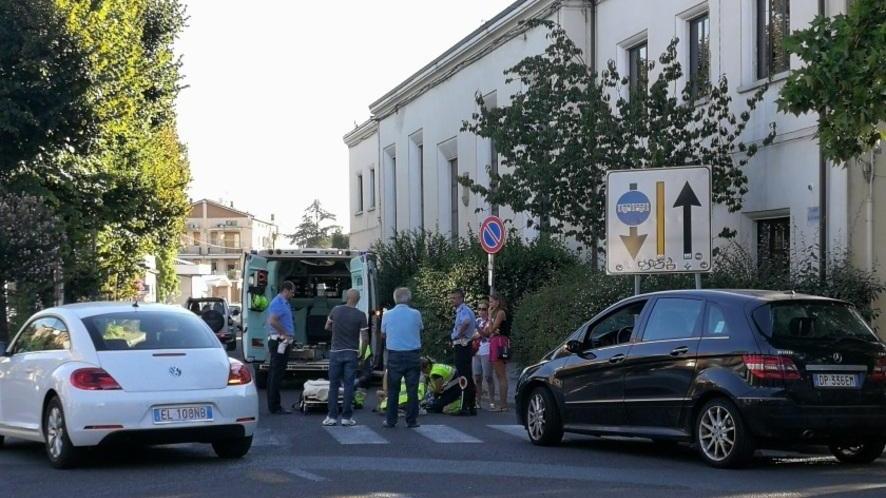 Sassuolo, una donna investita sulle strisce