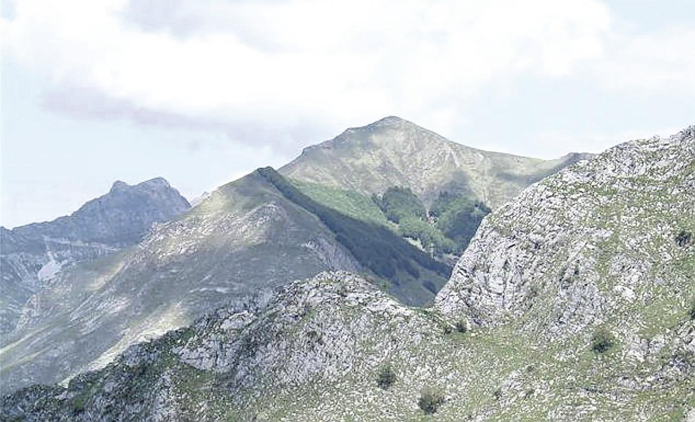 Escursionista morto, nuovi indizi per stabilirne l'identità