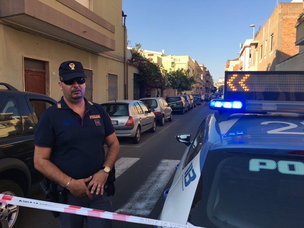 Via Nenni dove si trova la casa in cui è avvenuto l'omicidio (foto Mario Rosas)