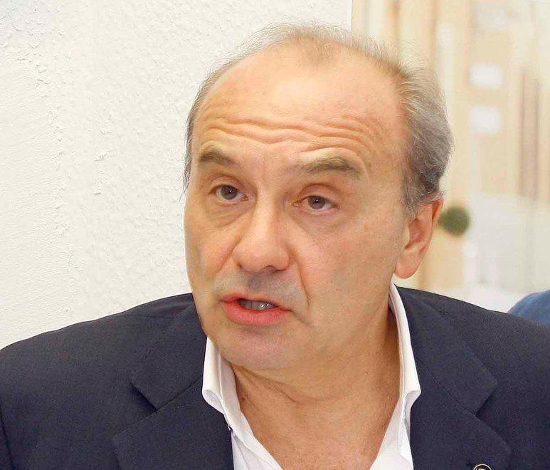 «La Cassa resti in mani centesi»
