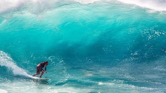 Il Sinis aspetta la grande onda del surf 