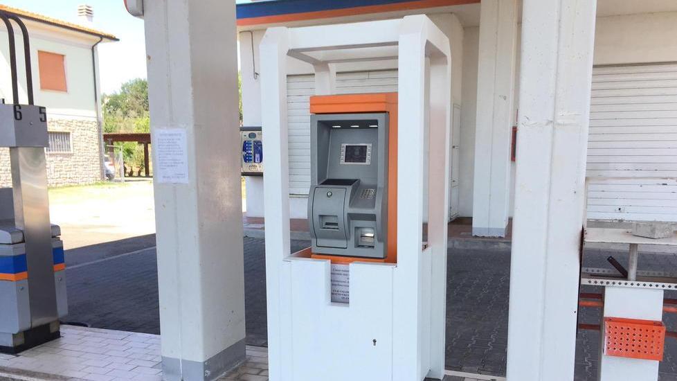 A causa dei furti la benzina si paga solo col bancomat