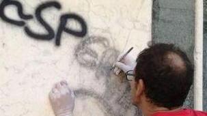 Laser e più soldi per cancellare gli sfregi alla città
