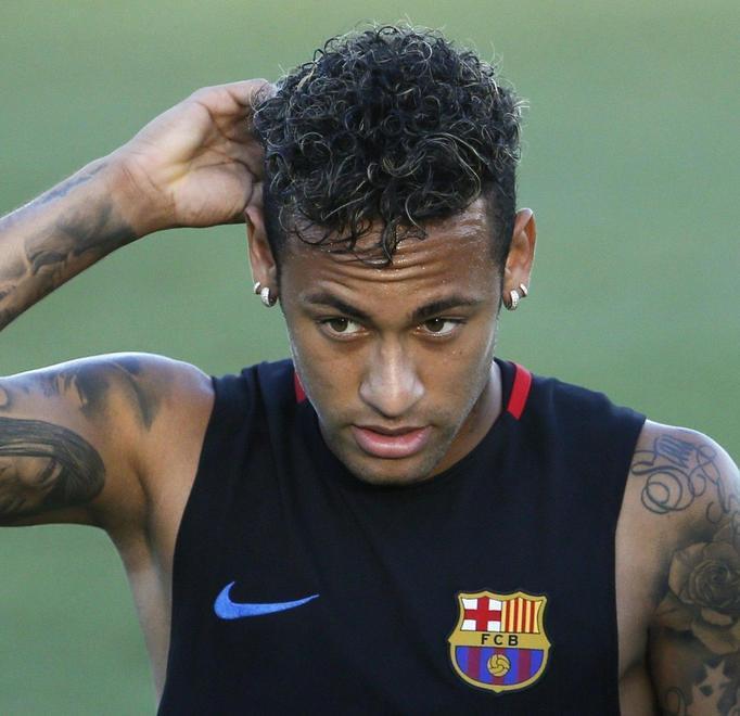 Mercato, in Francia sono certi: Neymar in arrivo al Psg 