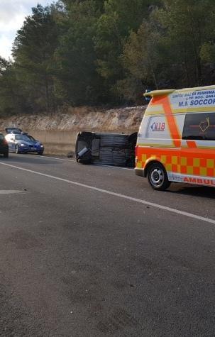Incidente alle porte del paese ferite lievi per una 45enne
