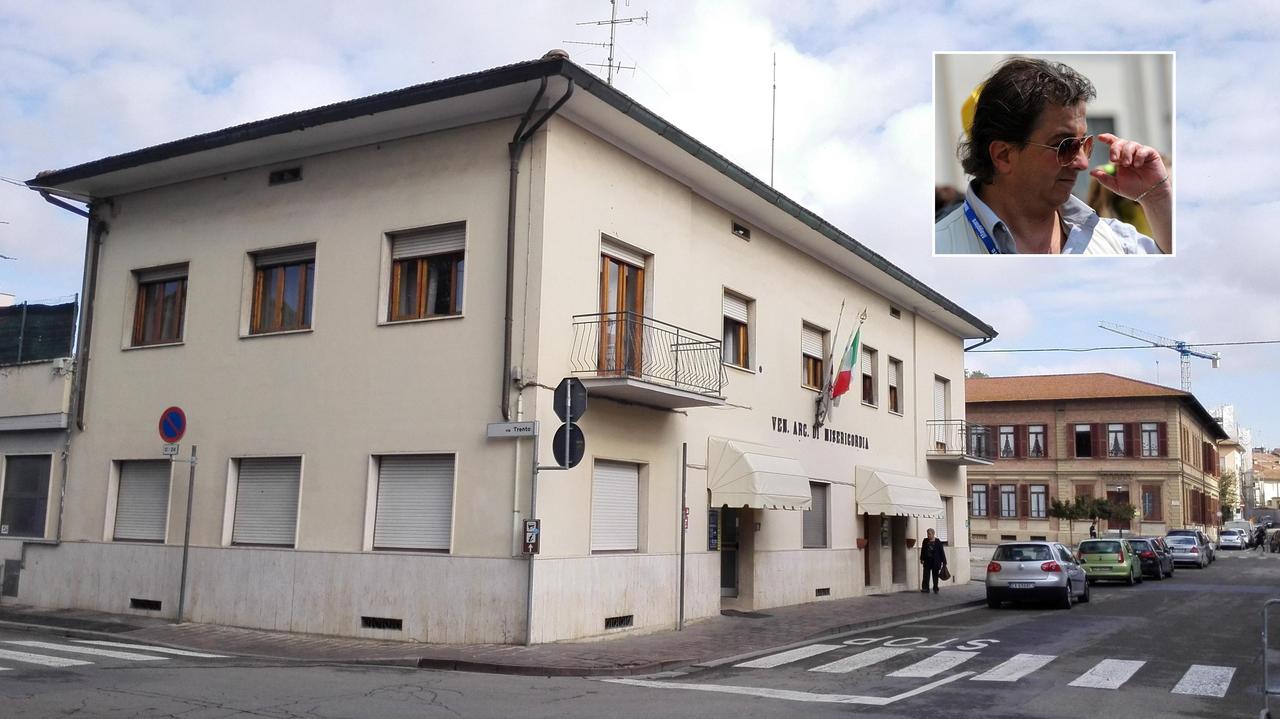 La sede della Misericordia di Certaldo e, nel riquadro, Alessandro Trapani (foto da Facebook)