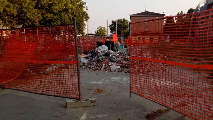 Rio Saliceto, il cantiere è sospeso: a rischio il futuro del centro sociale