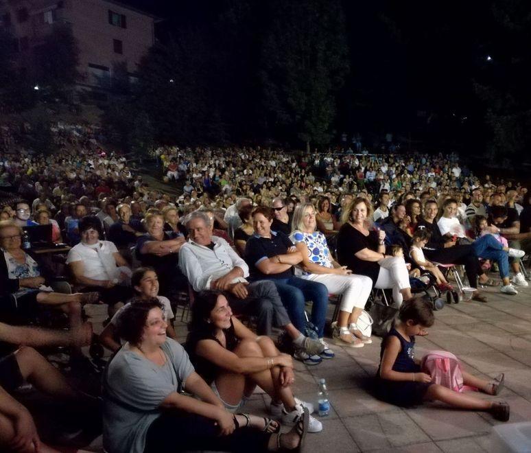 Resta senz’acqua, si blocca: salvata 