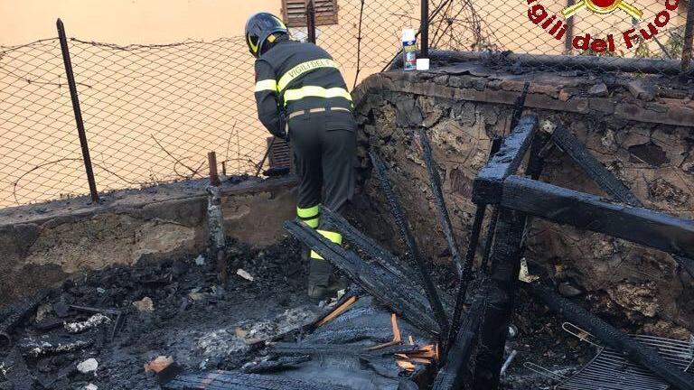 Incendio sotto le Mura di Massa Marittima
