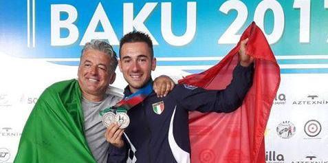 Gabriele Rossetti col ct Benelli sul podio di  Baku